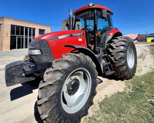 Tractor Case Farmall 140a