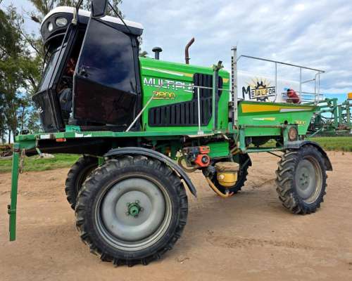 Pulverizadora Metalfor 2800 - año 2009 - 23 Metros