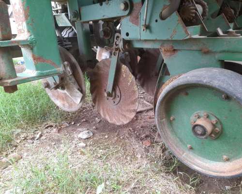 Sembradora Marca Pierobon 1998