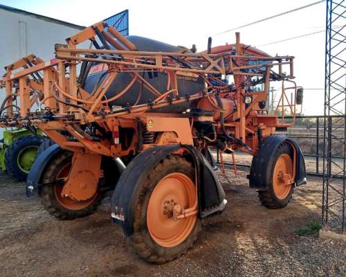 Jacto Uniport 2500 de 21 Mts de Ancho con 4 Cortes