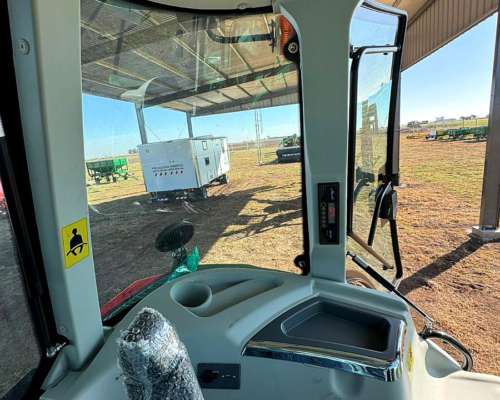 Tractor Chery 140 HP RC 1404 C con Cabina