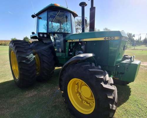 Tractor John Deere 4455 - Año: 1996 - u$s 78.000 - Agroads