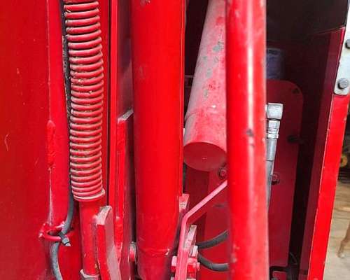 Rotoenfardadora Mainero 5886 – Rollos 1,50 a 1,80 M