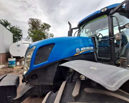 Tractor New Holland T7.215 Usado con Piloto