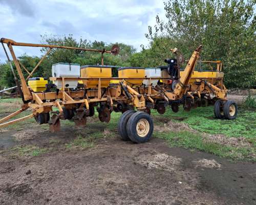 Sembradora Agrometal Neumatica de 12 a 70 cm