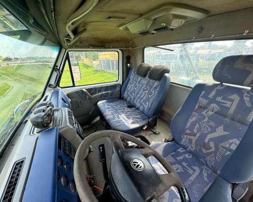 Volkswagen 17-210 Chasis Largo