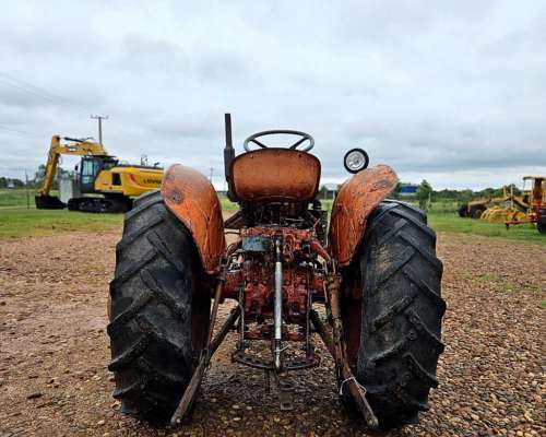 Tractor Fiat 450 con 3 Puntos