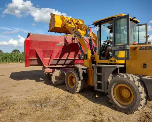 Pala Gema C60 de 1M3 con Levanta Pallet