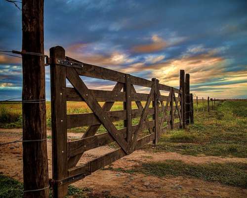 Suncho Corral Hermoso Campo