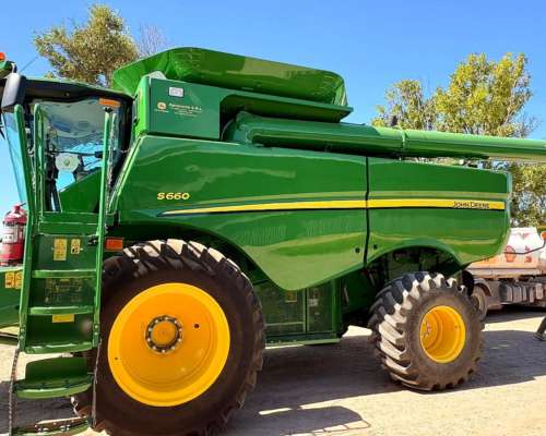 Cosechadora John Deere S660, 2wd, Dual, Draper de 35 P, 2017