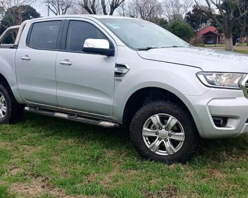 Vendo Ford Ranger XLT 4X4 3.2