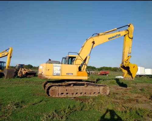 Komatsu PC 200-7, con Zapata de 0,7