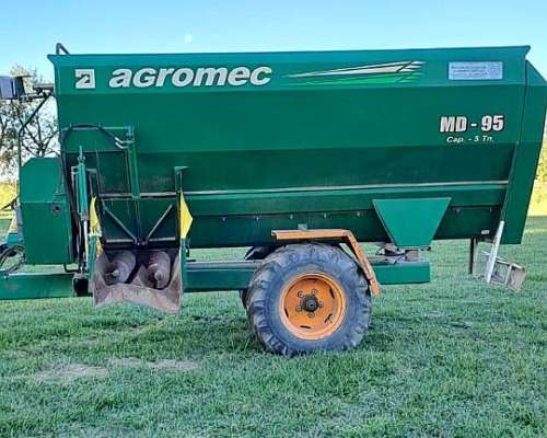 Mixer Horizontal Agromec 9.5 Metros