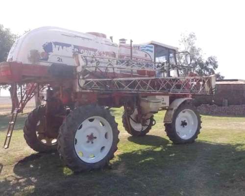 Fumigador Cinal-for Mastercross 3200l. año 2004.