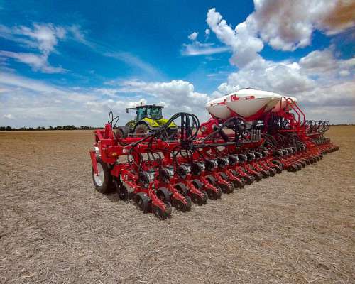 Sembradora Crucianelli Plantor 2452