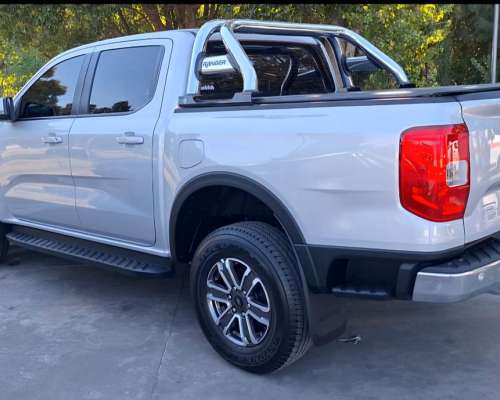 Vendo Ford Ranger XLT 2023 4X2 Solo 13000 km Nuevisima