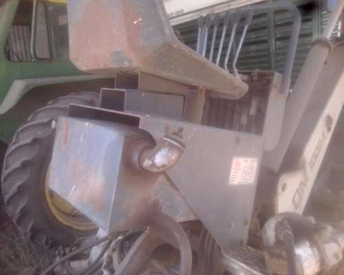 Retroexcavadora OM 1000 R 3 Puntos