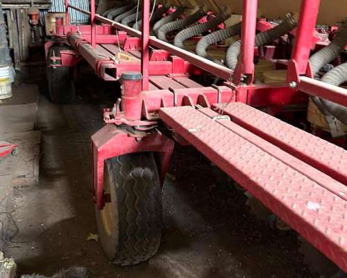 Sembradora Giorgis Precisa 8000 de 24 a 52 cm C/monitor