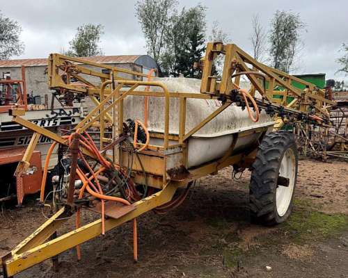 Pulverizadora de Arrastre Stefoni 3000 Litros