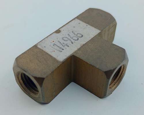 Repuestos Sembradora Pla Conexion de 3 Bocas 3/8-24 P/freno