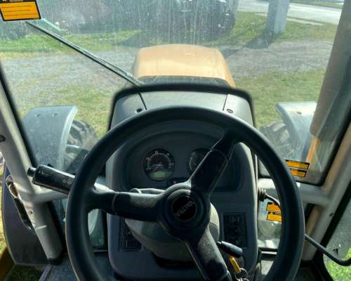Tractor Valtra Bm125i, 125 HP, año 2017 muy Bueno