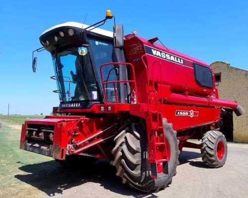 Cosechadora Vassalli 1550 año 2011