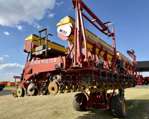 Súper Walter W630 Auotrailer 16/52 Neumática Variable