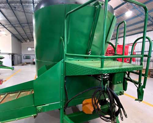 Mixer Vertical Agromec 14 MTS3