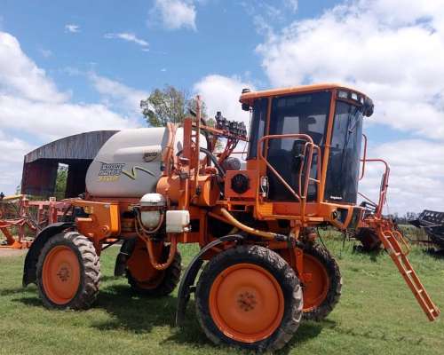 Jacto 2500 - 24 Mts ( NO TOM Canje )