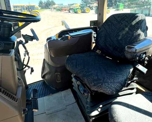 Tractor John Deere 8420, año 2004