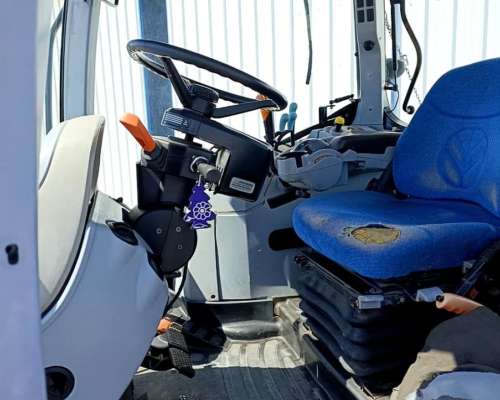 Tractor New Holland T7060 - 2011