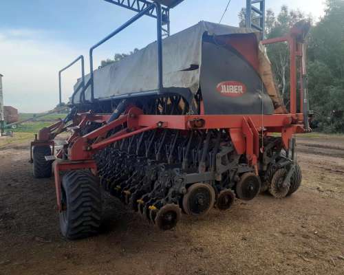 Sembradora Juber 6400 de 33 Líneas a 19