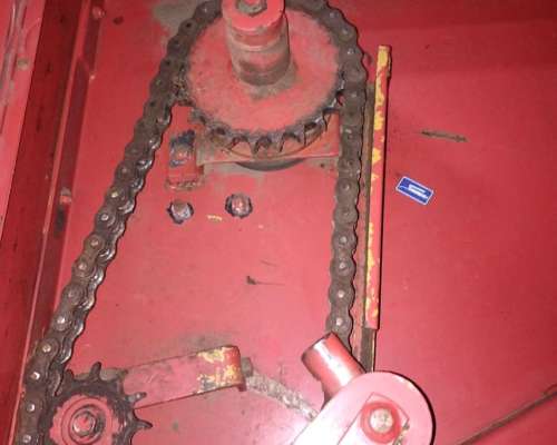 Rotoenfardadora Mainero 5880 C/monitor MRE 1000