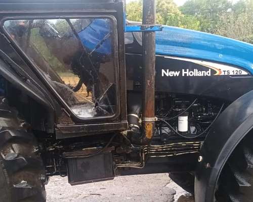 New Holland TS 120 Doble Tracción