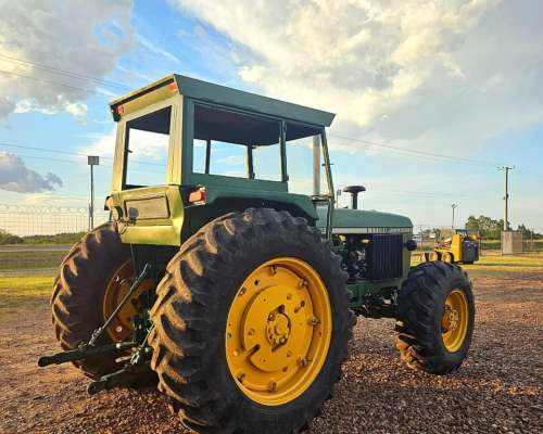 Tractor John Deere 3550 4X4
