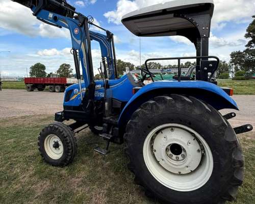 Tractor New Holland TT4.55 con Pala Frontal