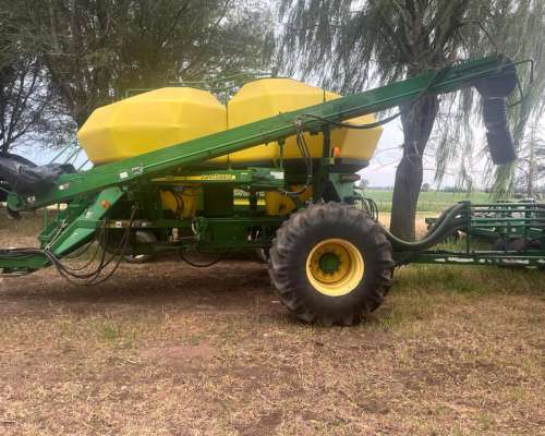 John Deere DB44 de 24 a 52 . Corte - Fertilizador Lanza