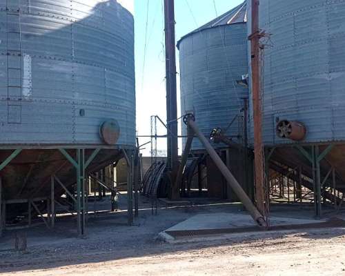 Oportunidad Unica Venta de Silos Aeres con Noria
