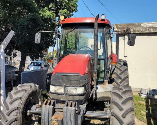 Tractor Case JX95 en muy Buen Estado