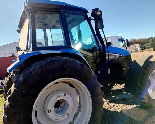 Tractor New Holland TS120 Mod. 2004