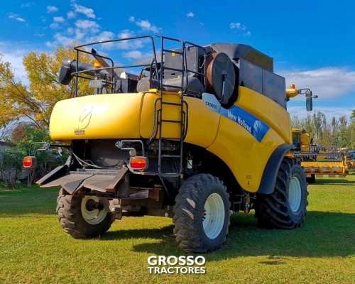 Cosechadora New Holland CR 9060, 30 Pies, 2008