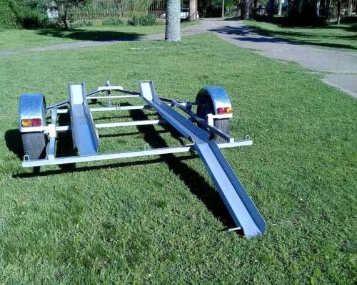 Trailer para Dos Motos