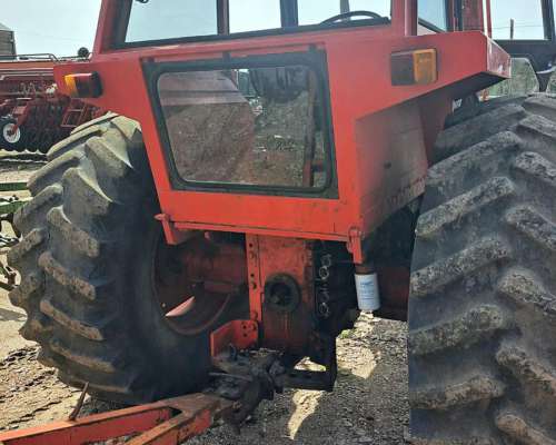 Tractor Fahr 86 con Cubiertas 23/1/30