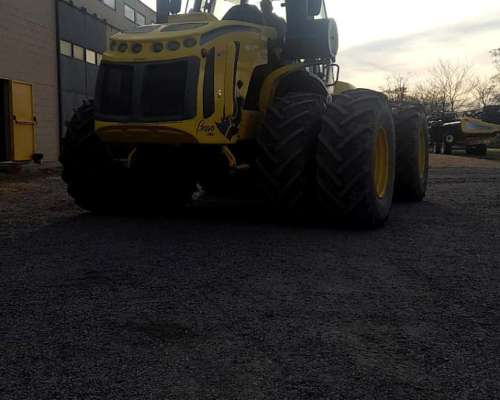 Tractor Pauny 710 año 2018.