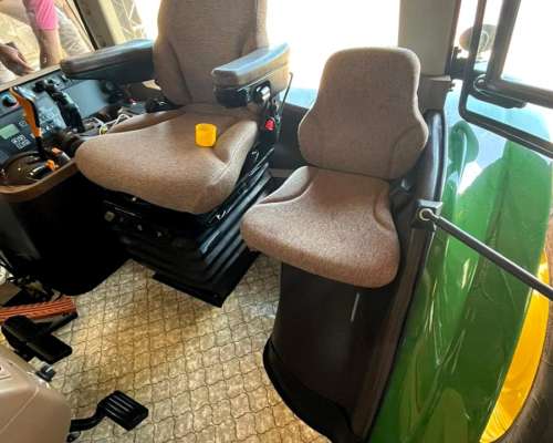 Tractor John Deere 7215j 215 HP Usado año 2022
