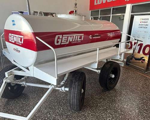 Acoplado Tanque de 2000lts Gentili
