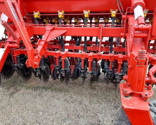 Sembradora Crucianelli Pionera 3023, Reparada Completa.