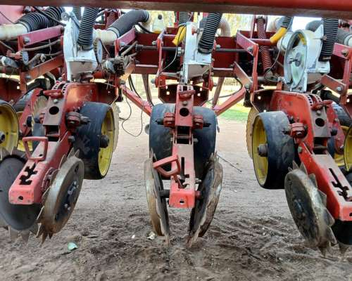 Sembradora Neumatica Bertin 28.000 13 a 52cm