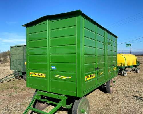 Acoplado Taller de Arequito 4x2mts