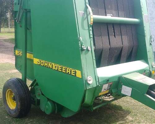 Rotoenfardadora Jhon Deere Modelo 566